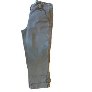 Talbots Olive Green Classic Capri Y2K 2000s 90s Style Pants | Women’s 4 Petite